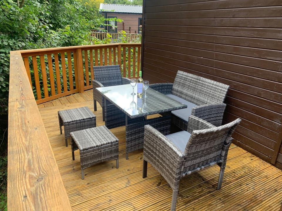 Patio, Balcony/Terrace, Seating area, Dining area