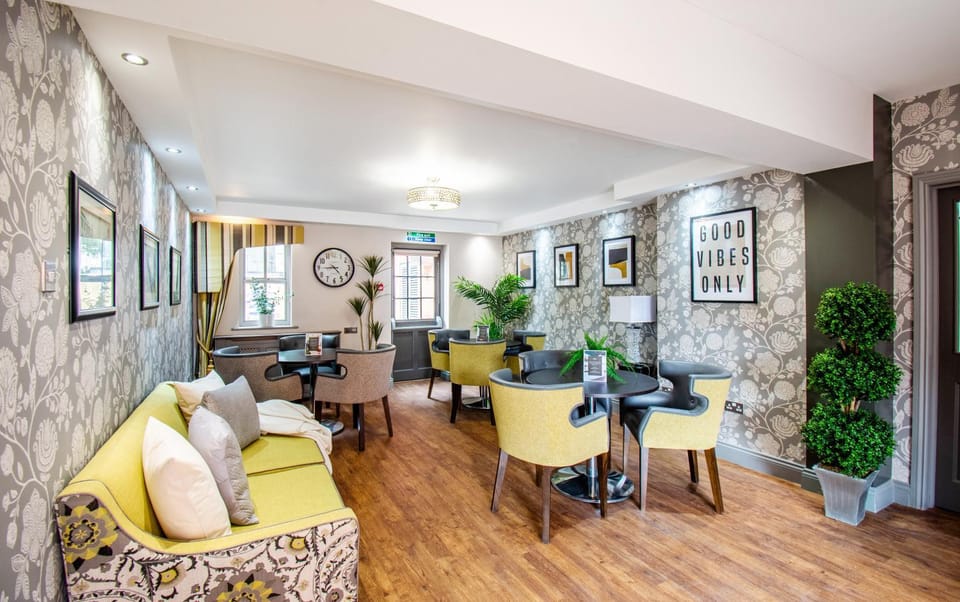 Lobby or reception, Seating area