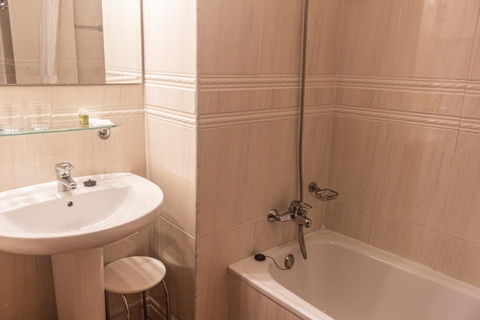 Shower, Bathroom, Bath