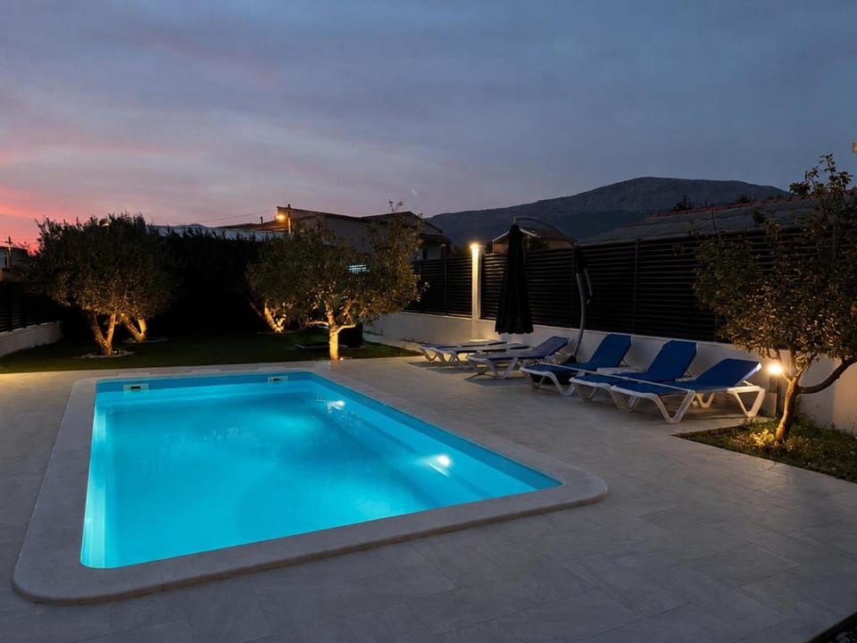 Garden, Swimming pool, Swimming pool, Sunset