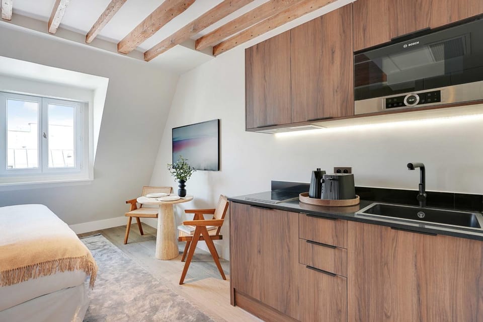 TV and multimedia, Kitchen or kitchenette