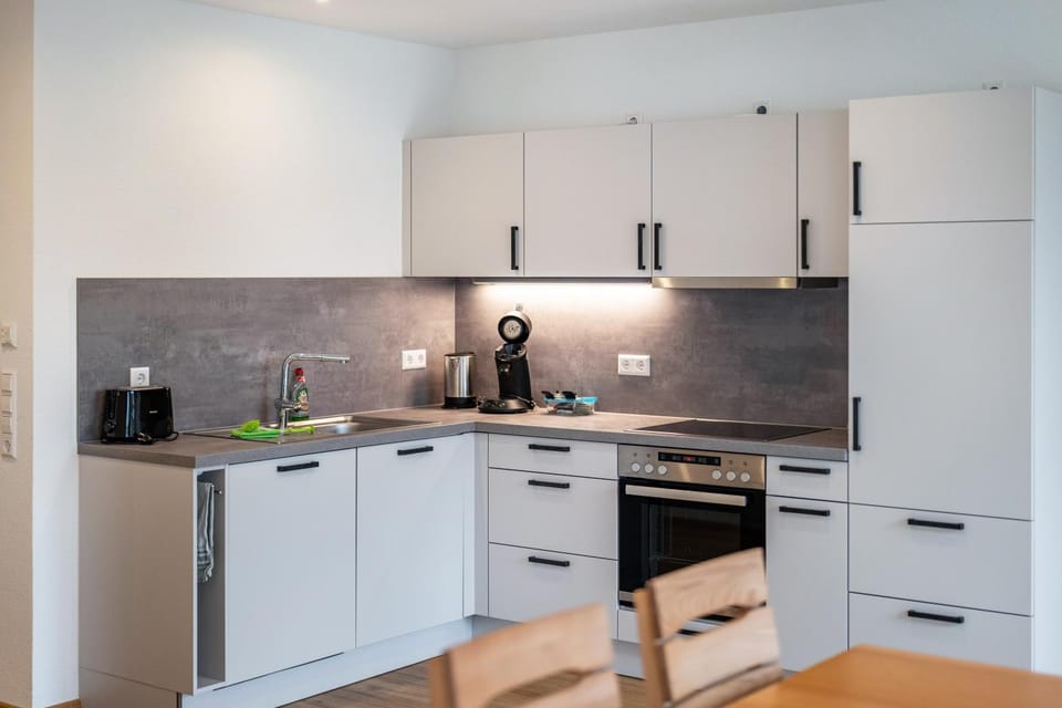 Kitchen or kitchenette, Living room