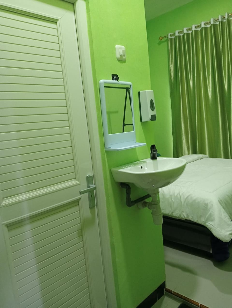 Mentigen homestay Bed and Breakfast in East Java