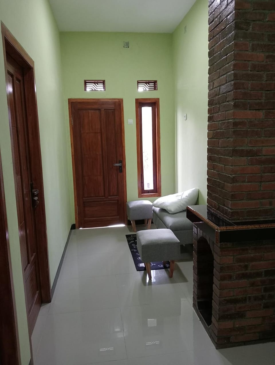 Mentigen homestay Bed and Breakfast in East Java