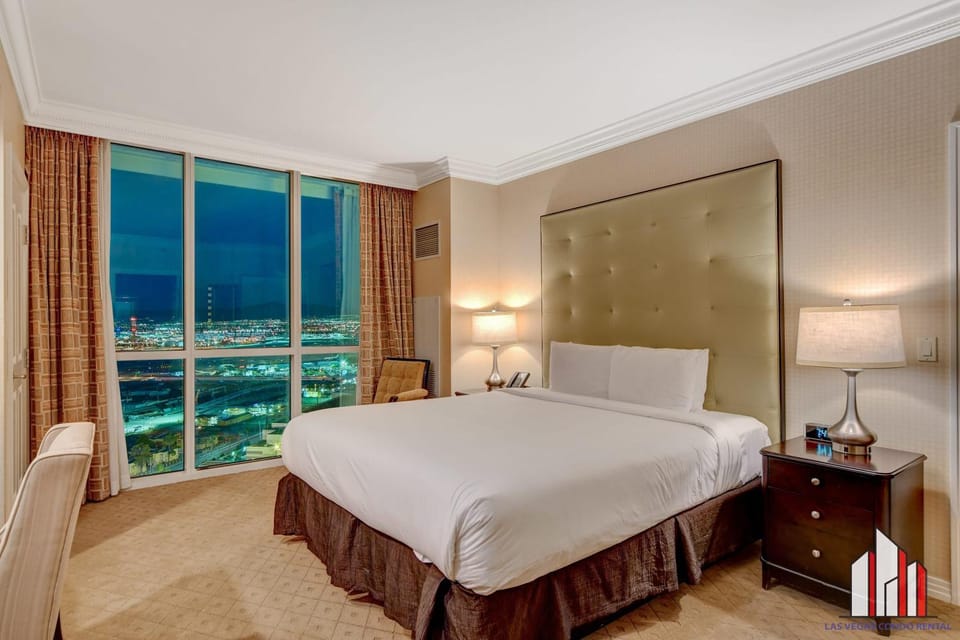 MGM Signature-28-820 1Br 2Ba F1 Pits View Balcony House in Las Vegas Strip