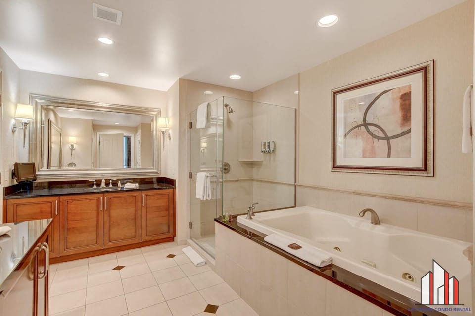 MGM Signature-28-820 1Br 2Ba F1 Pits View Balcony House in Las Vegas Strip
