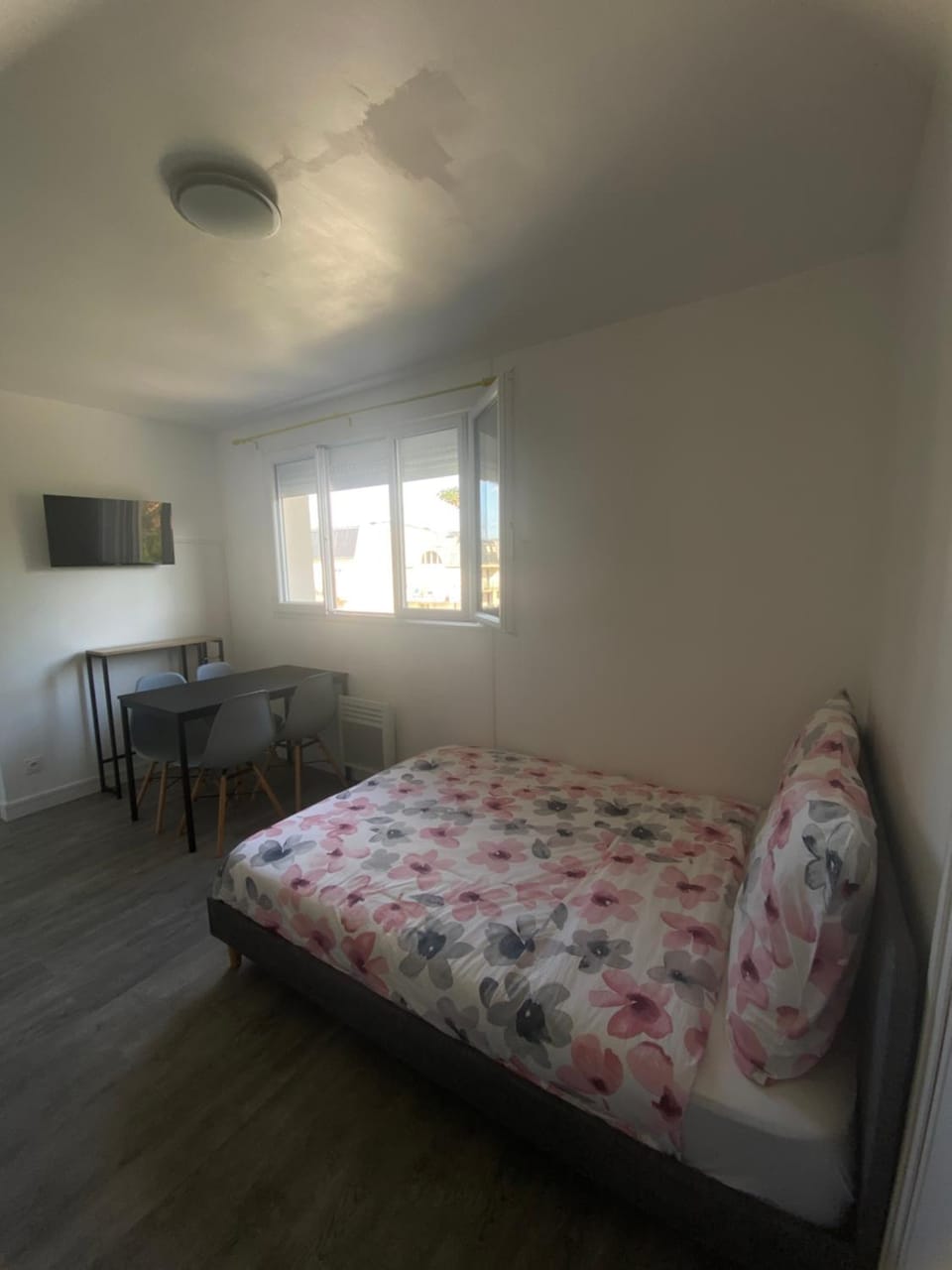 Bagmati Home Apartment in Île-de-France
