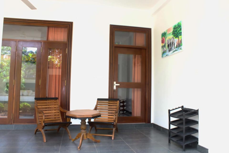 Patio, Day, Balcony/Terrace, Seating area