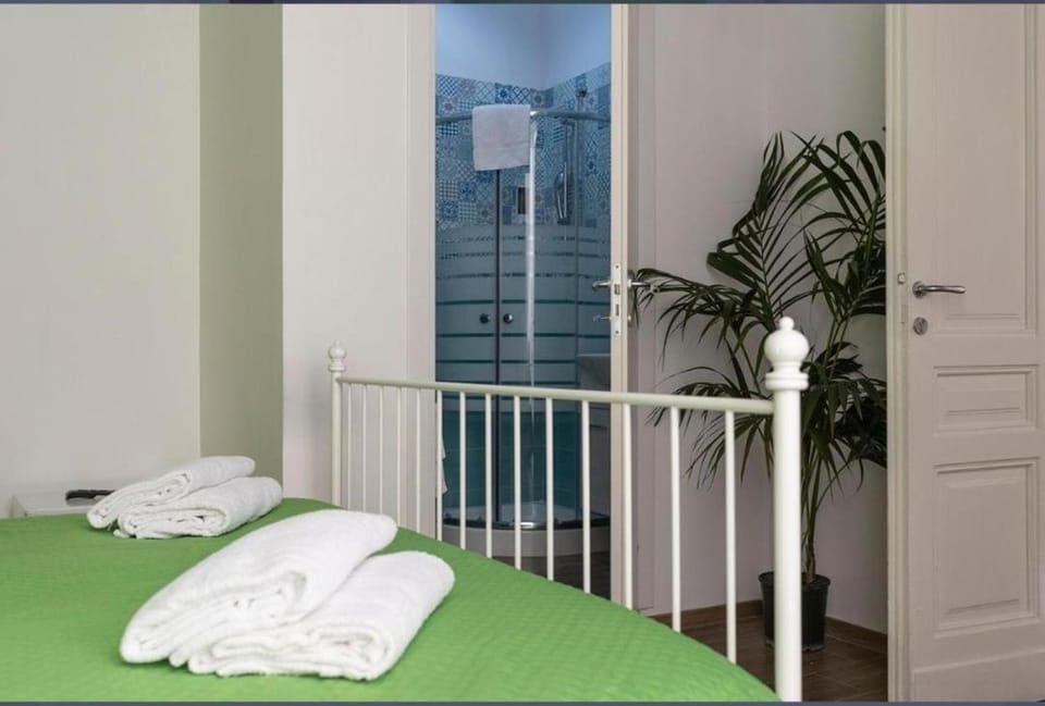 Spaccanapoli Rooms Duomo Bed and Breakfast in Naples