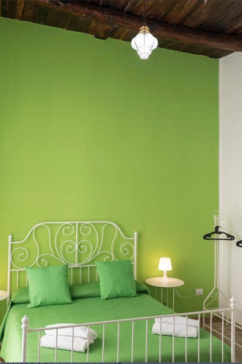 Spaccanapoli Rooms Duomo Bed and Breakfast in Naples