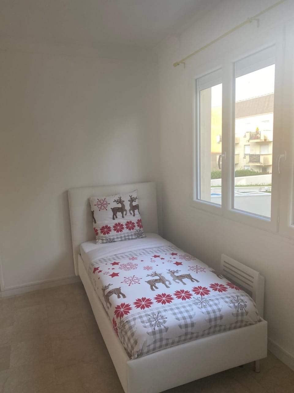 Janakpur Home Apartment in Île-de-France