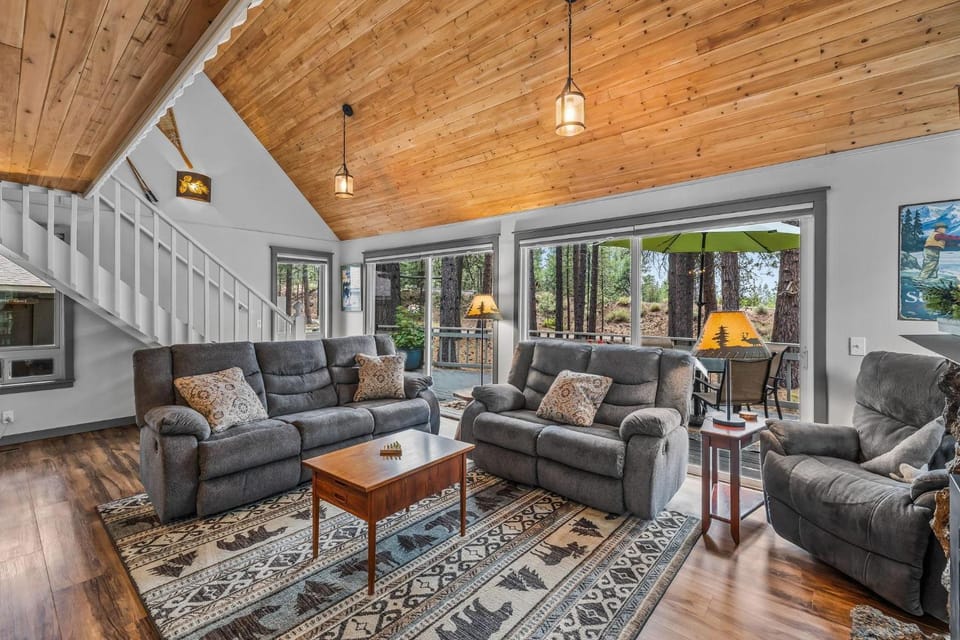 Blissful Cabin Retreat! Cabin in Sunriver