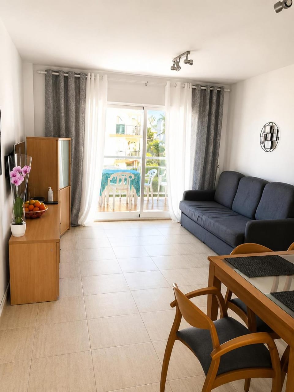 View (from property/room), Balcony/Terrace, Living room, Seating area
