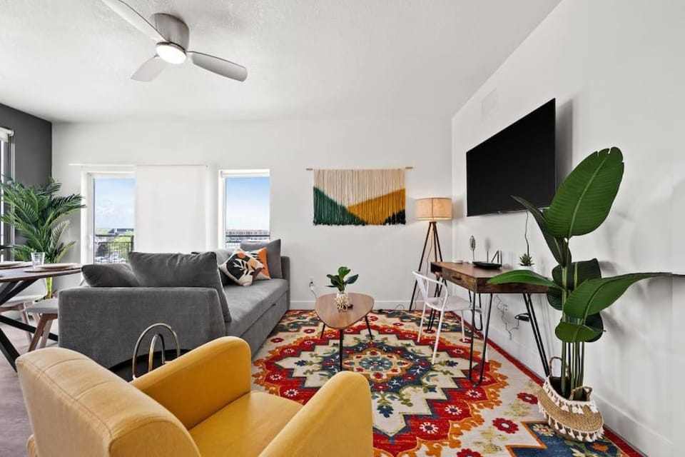 LUX 2 BD BOHO in heart of SLC Apartment in Salt Lake City