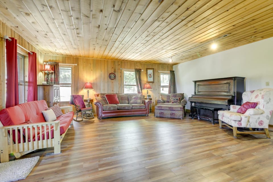 Scenic Mount Sopris View: Historic Alpine Cabin! Cabin in Colorado