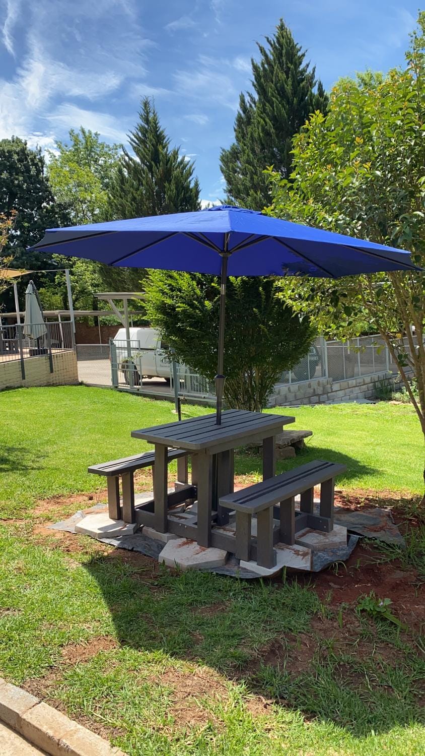 Restaurant/places to eat, Garden