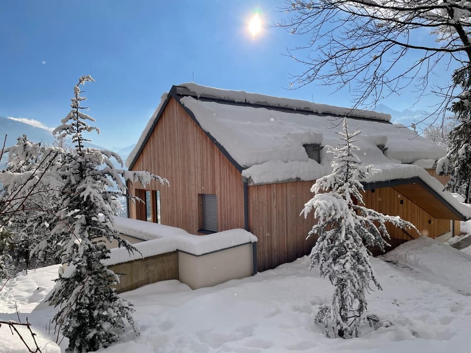 Property building, Winter