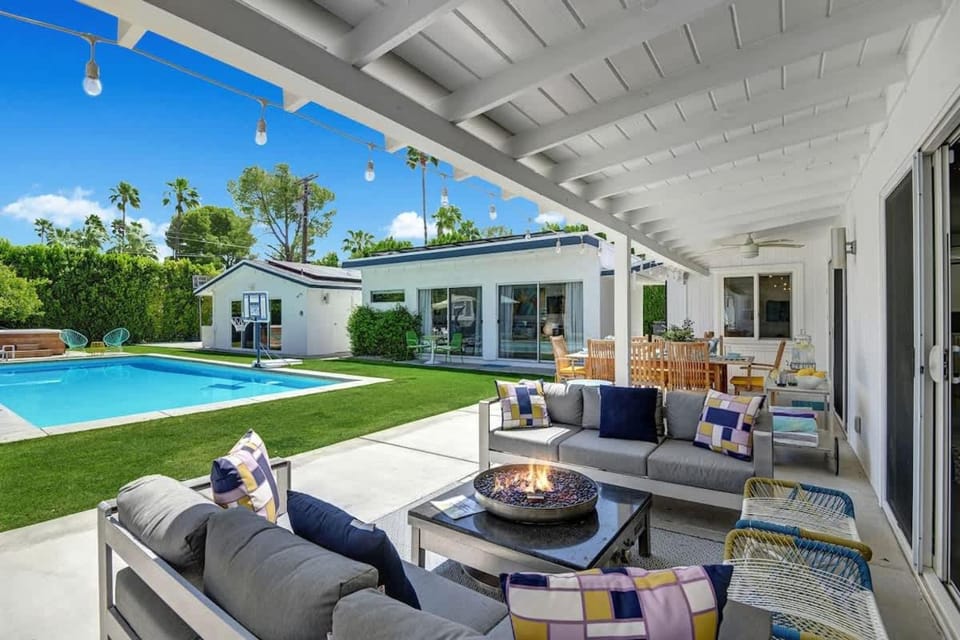 Modern Pura Vida - Alice Lodging House in Palm Springs
