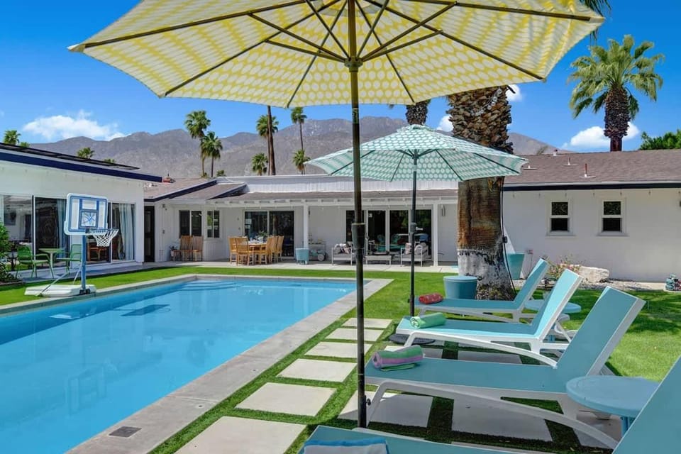 Modern Pura Vida - Alice Lodging House in Palm Springs