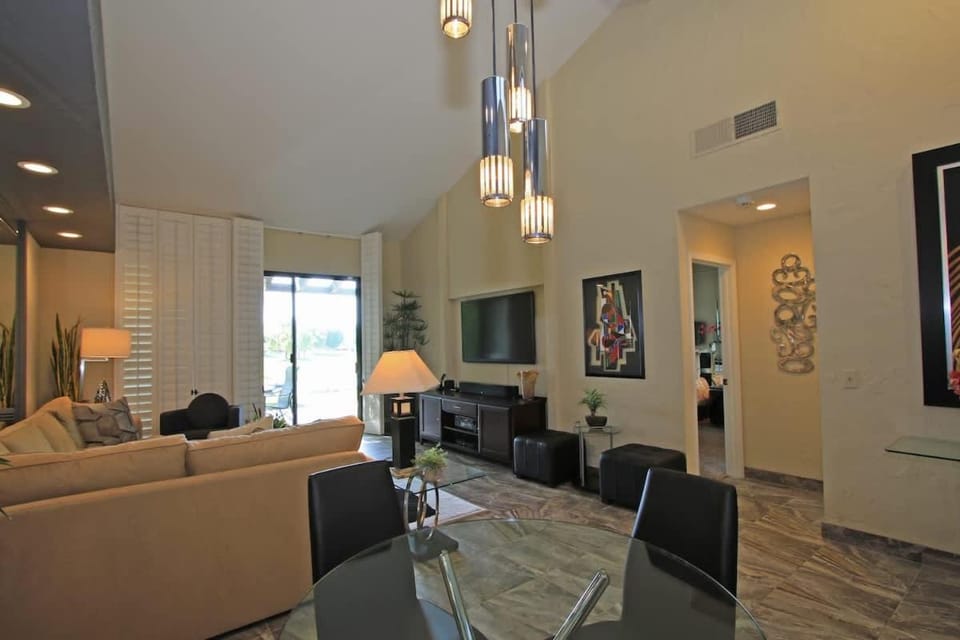KC817 - Spring Lakes - Alice Lodging House in Palm Desert