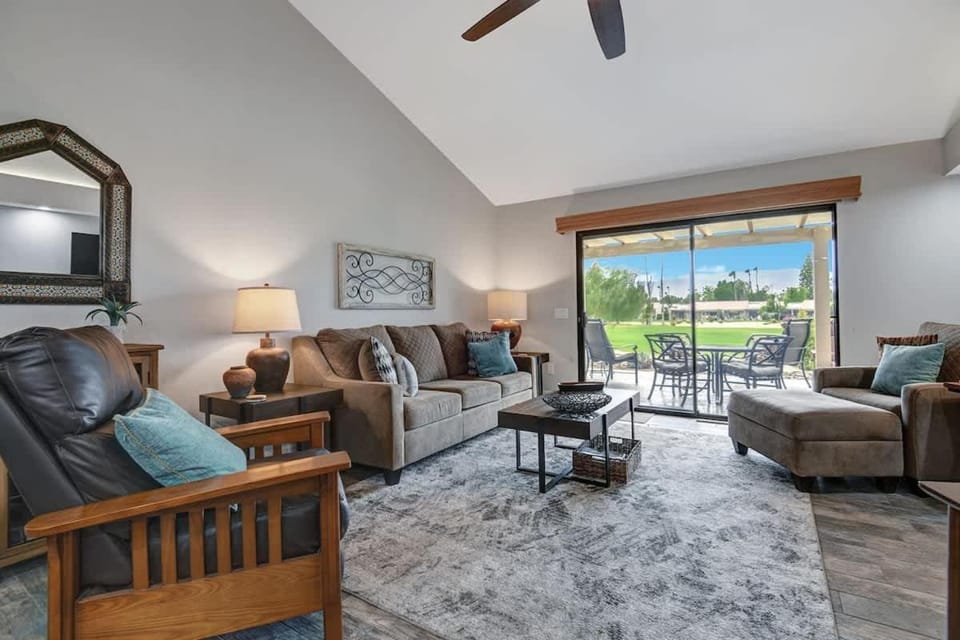 PL645 - Bay Hill Fairway - Alice Lodging House in Palm Desert