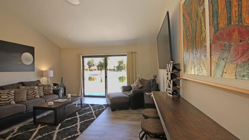 PS868 - Vintage Tee - Alice Lodging House in Palm Desert
