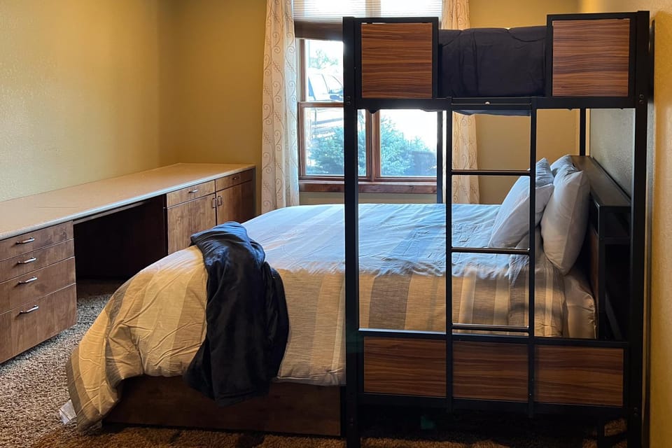 Parkside Paradise House in Rapid City