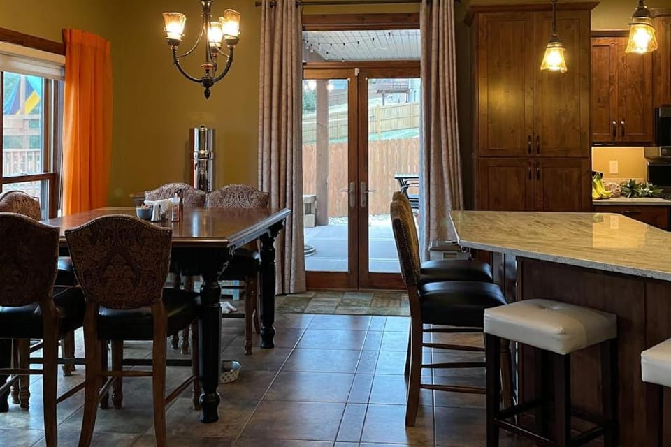 Parkside Paradise House in Rapid City