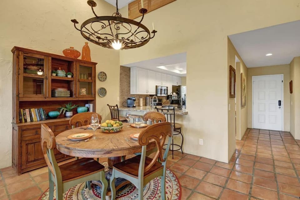 VS642 -Desert Hacienda - Alice Lodging House in Palm Desert