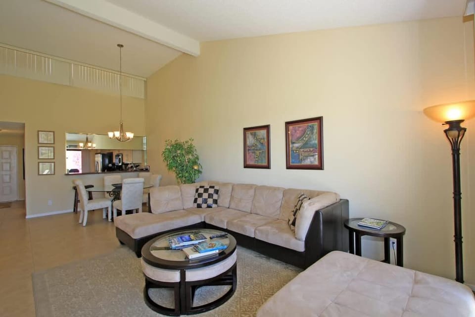 VS555 - Palm Views House in Palm Desert
