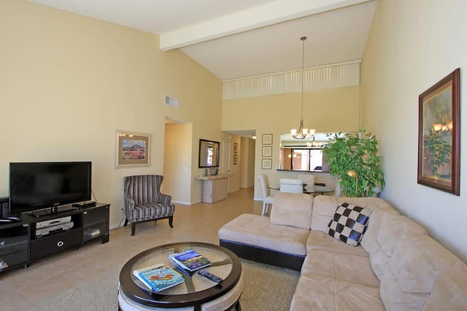 VS555 - Palm Views House in Palm Desert