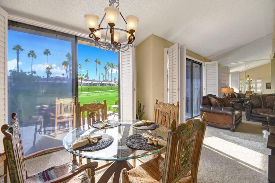 VB886 - Golfers Escape - Alice Lodging House in Palm Desert