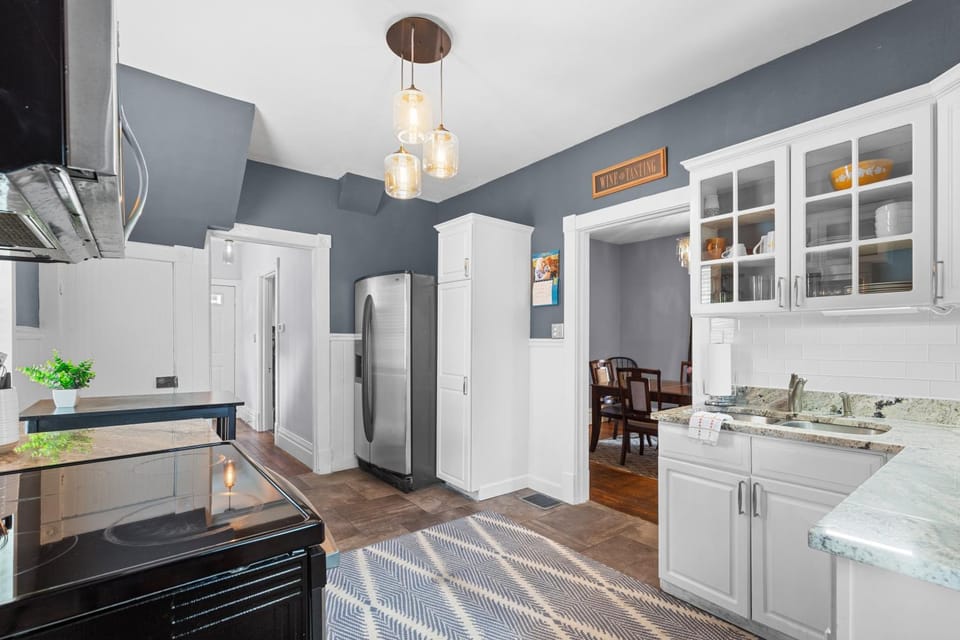 Kitchen or kitchenette, Photo of the whole room