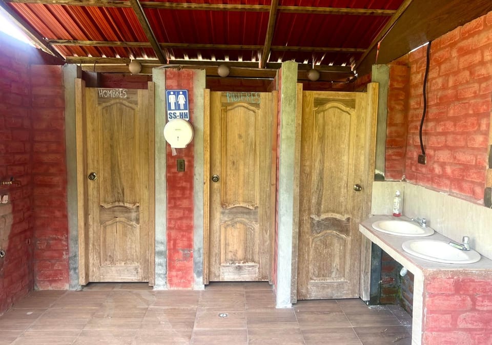 Paraiso Orquideario Bed and Breakfast in Tungurahua, Ecuador