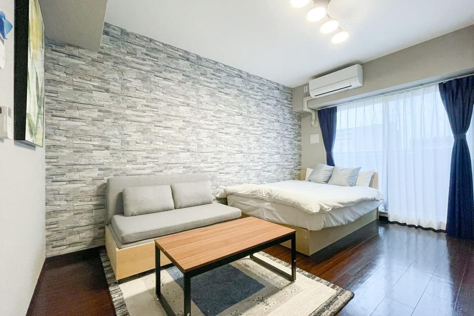 Bed, Seating area, Bedroom, air conditioner