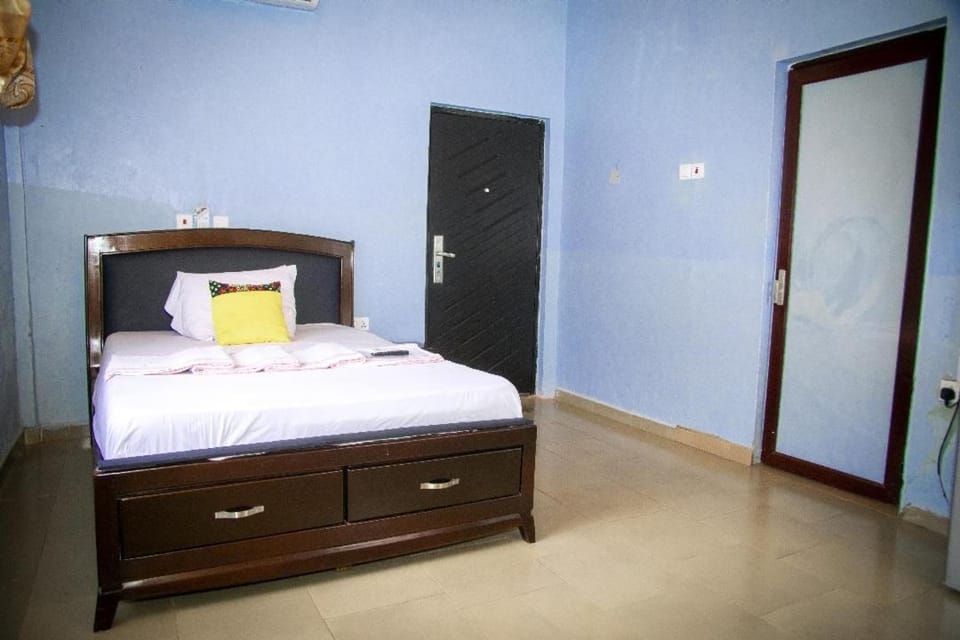 Kiverly Hotel Bed and Breakfast in Kumasi