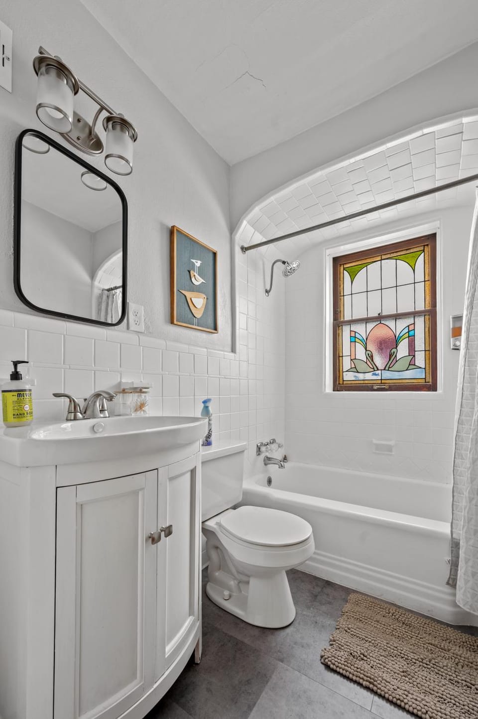 1 bedroom-City Livin Apartment in Saint Louis