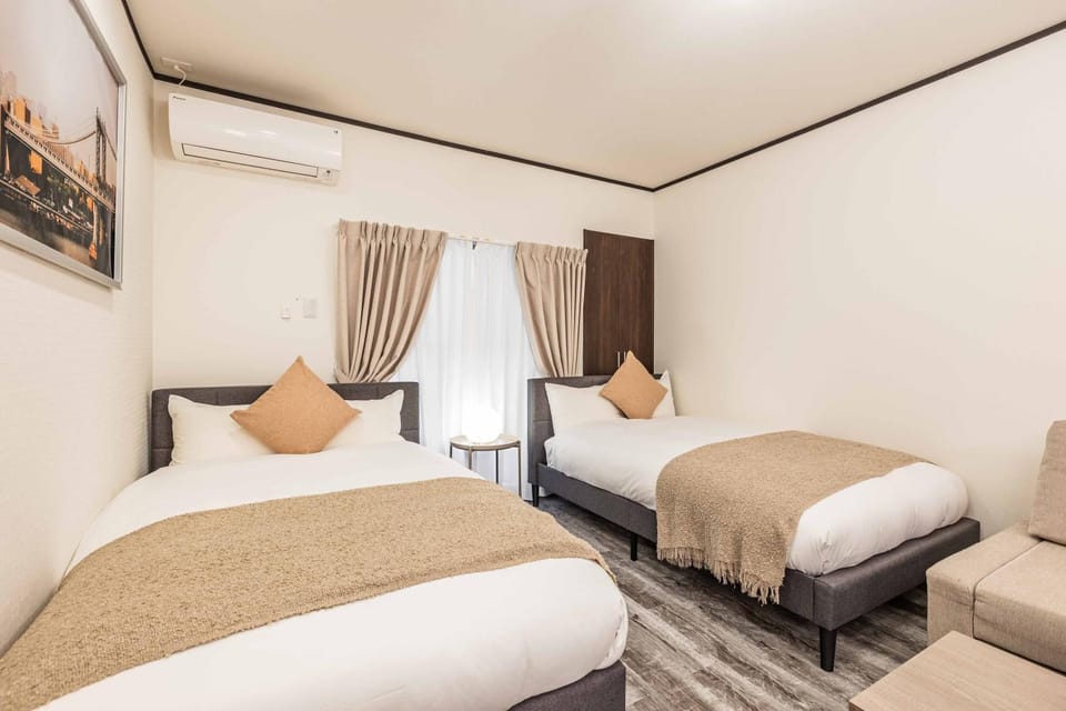 Bed, Bedroom, air conditioner