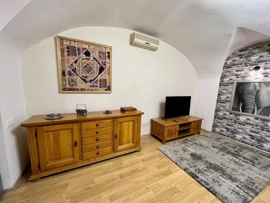 Unique Apartment in the Center of Tbilisi Apartment in Tbilisi, Georgia