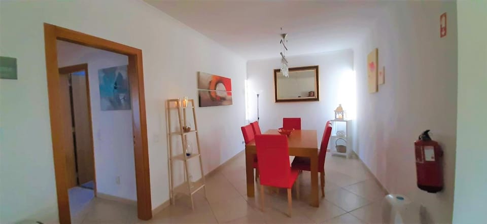 Apartment in the center of Tavira with swimming pool and garage Apartment in Tavira