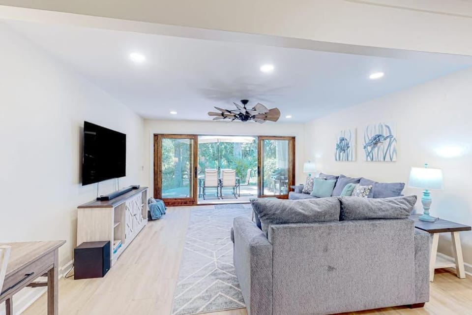 Sailmaster Commons, Unit 16 House in North Forest Beach