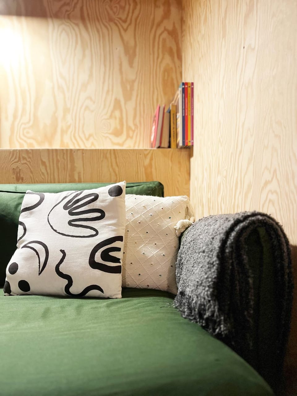 Library, Living room, Seating area