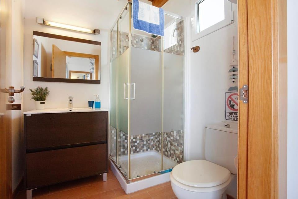 Bathroom, Living room