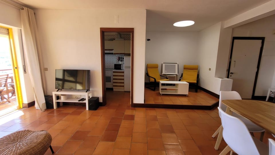 TV and multimedia, Living room, locker