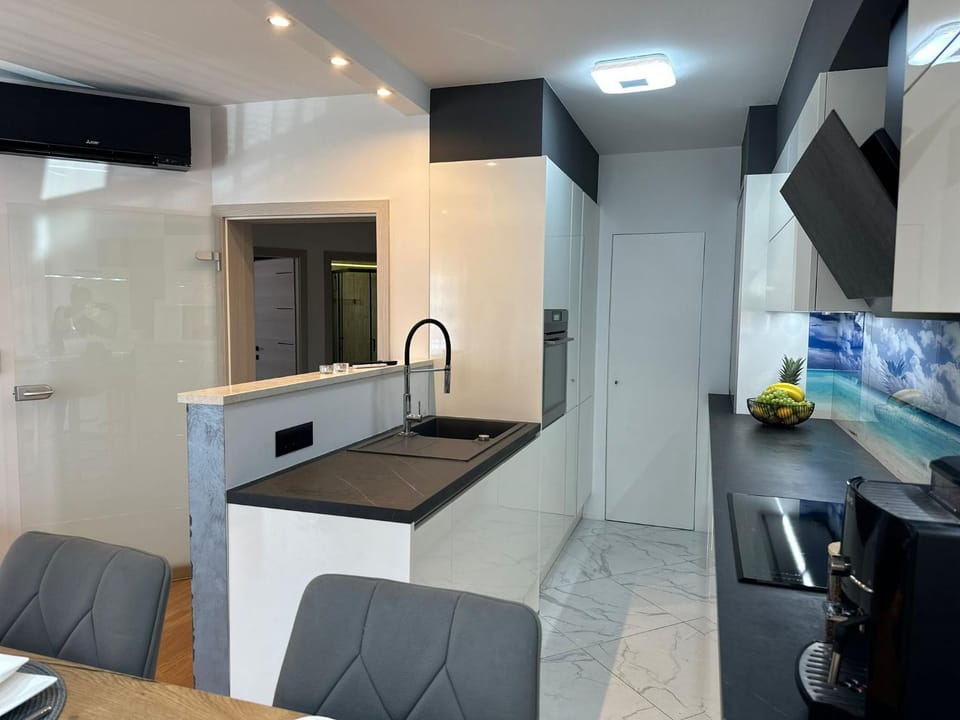 APPLeonLux Apartment in Istria County