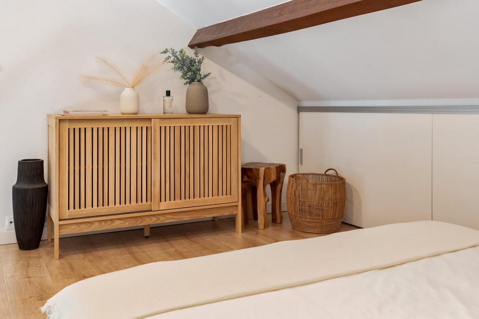 Decorative detail, Bedroom