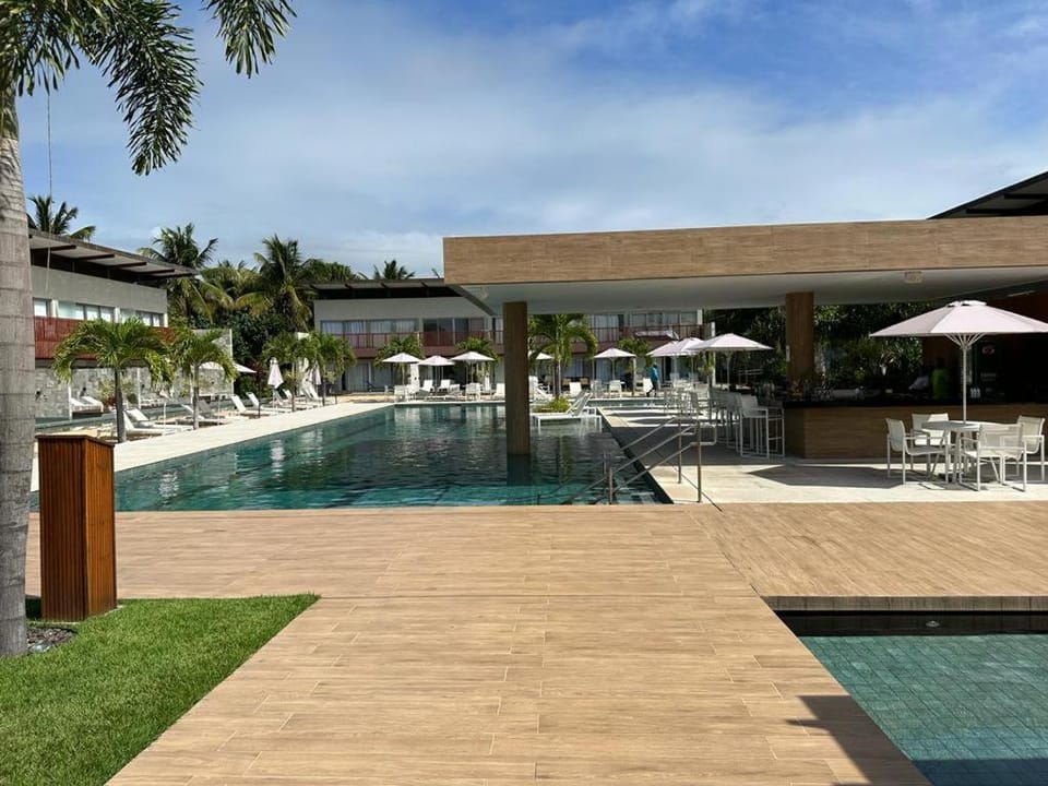 Pool view, Swimming pool, sunbed