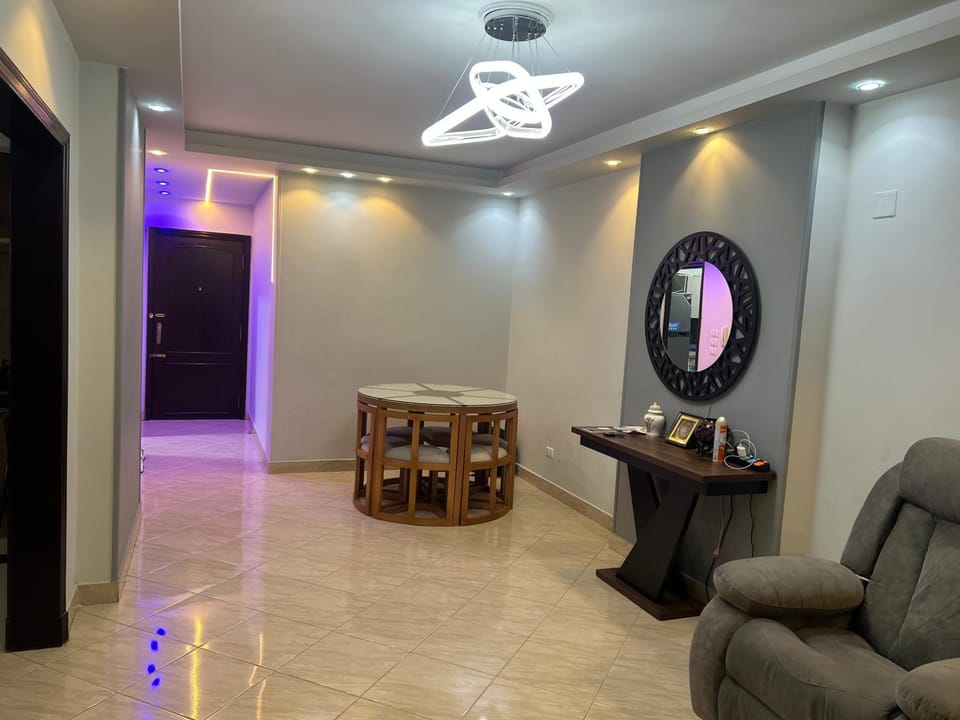 Modern flat 3 rooms and 2 bathroom amazing location شقة فندقية حديثة و جديدة مكيفة كاملة مدينة نصر بالقرب من ستي ستارز 2 غرف نوم 2 حمام وصالة و بلكونة Apartment in Cairo Governorate