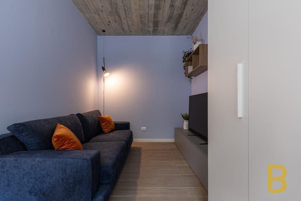 TV and multimedia, Seating area, wardrobe