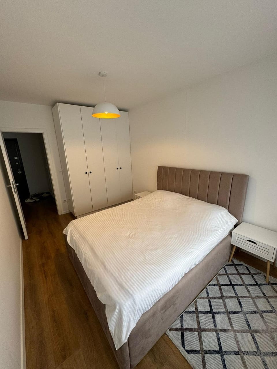 Banesa ne qender te Pejes 2 Apartment in Montenegro